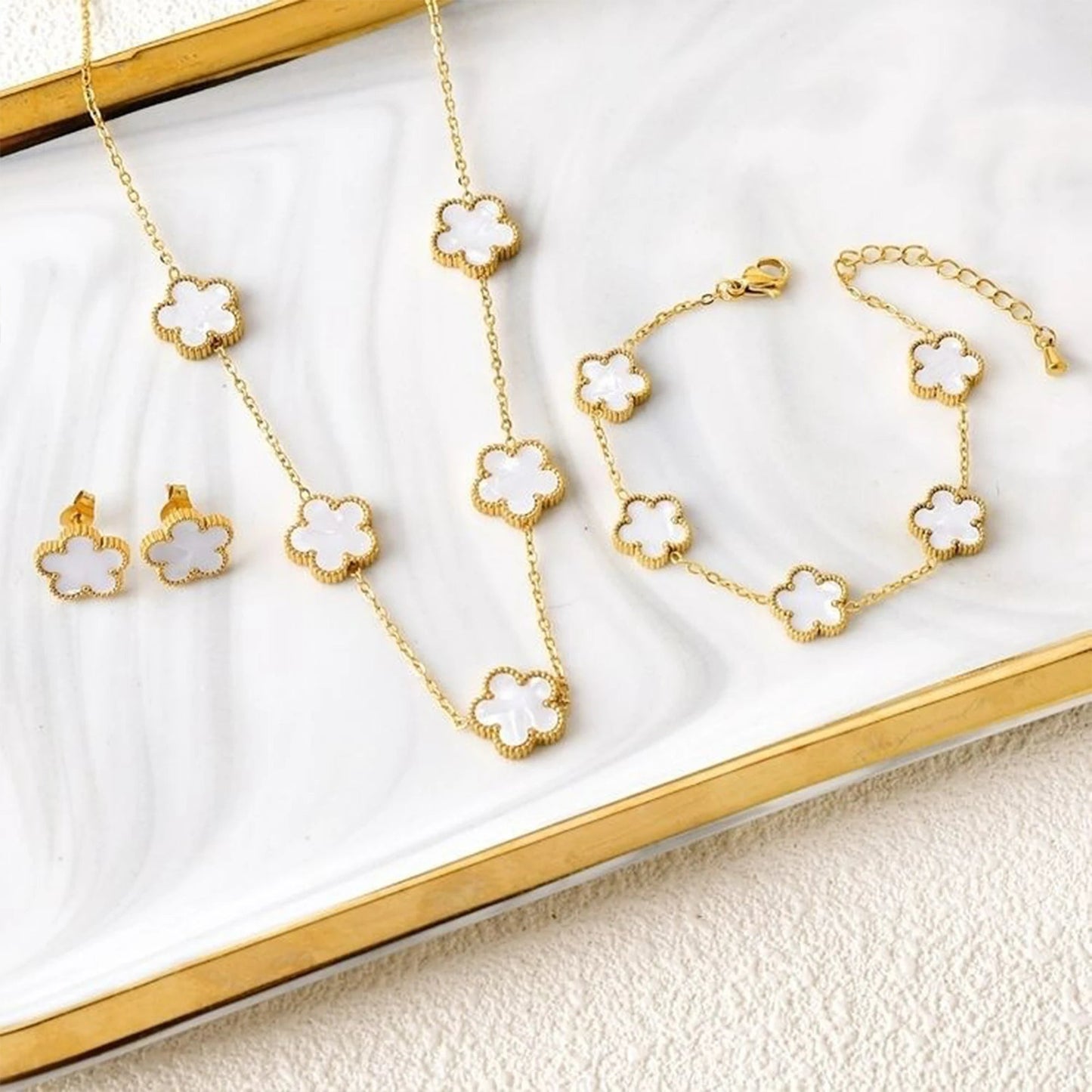 3Pcs 18k Gold-Plated Five-Leaf Flower Necklace Earrings Bracelet Jewelry Set For Woman Fashion Party Jewelry Daily Wear Clover Viralgem Store