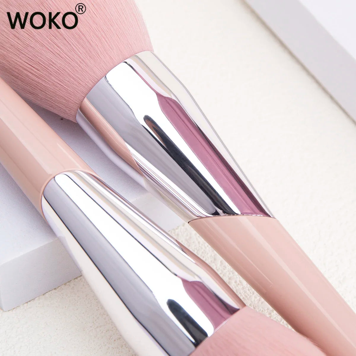 100# Large Powder Make Up Brush Big Powder Bronzer Brush Fluffy Pink Synthetic Hair Face Contour Bronzer Powder Makeup Tool Viralgem Store