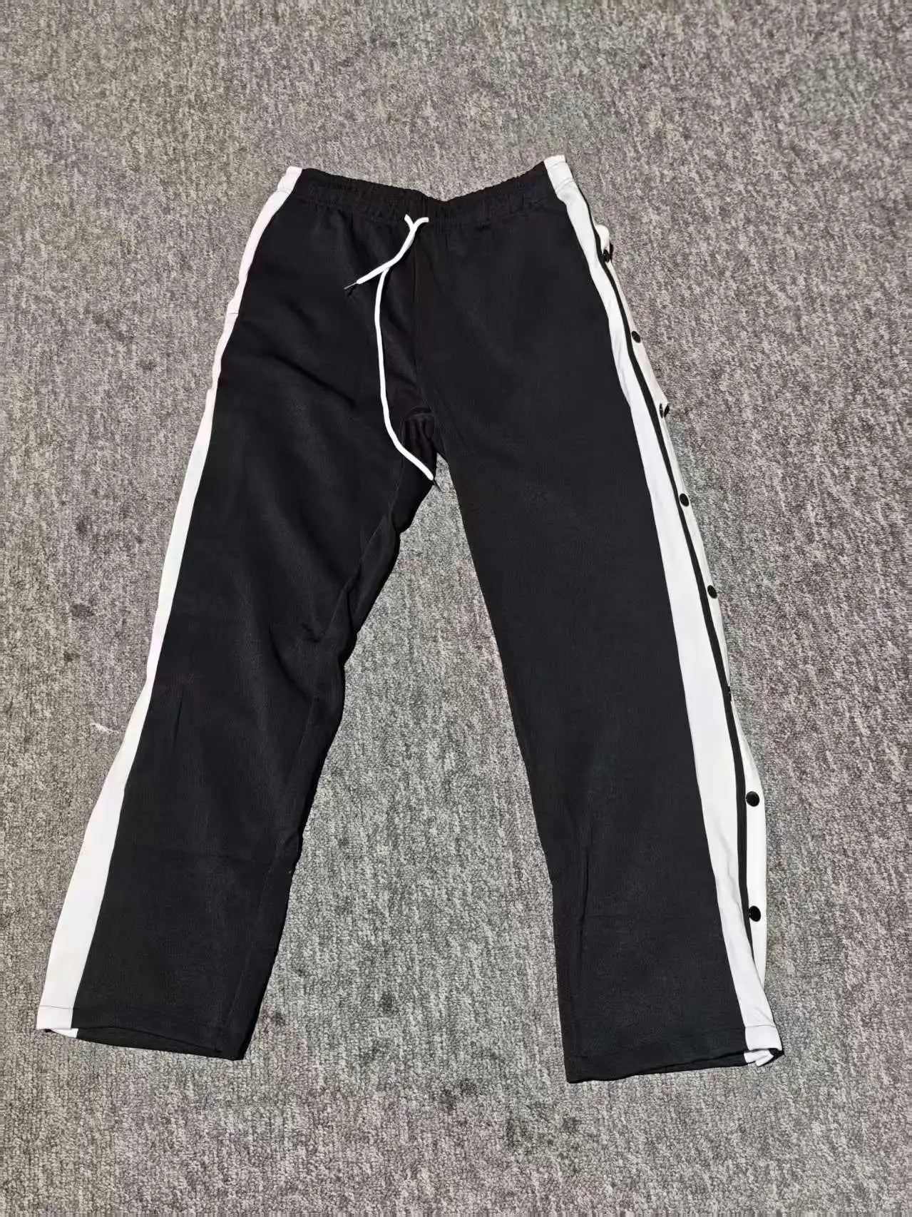 Spring and Autumn New Style men's fashionable high street button-down solid color long pants, casual and relaxed style