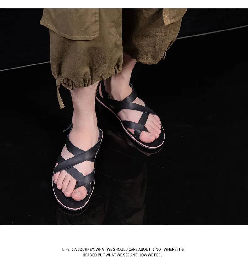 Summer Beach Sandals Men's European and American Wear-Resistant Fashion Outdoor Breathable Thick-soled Casual Shoes Indoor Rome