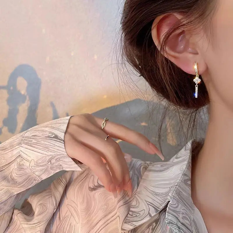 6Pcs/Set New Gold Color Geometric Pendant Hoop Earrings for Women Crystal Star Heart Bow Drop Earring Cartilage Piercing Jewelry