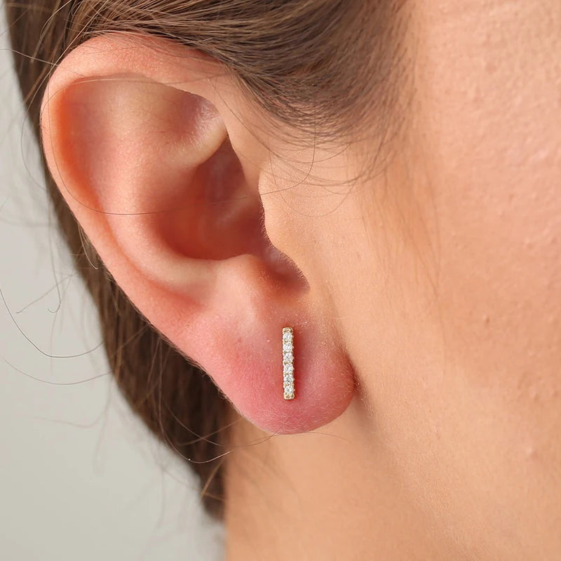 925 Sterling Silver Ear Needle Zirconia Minimalist Small Stud Earrings For Women Fashion Flat Bar Earrings Fine Jewelry Gifts