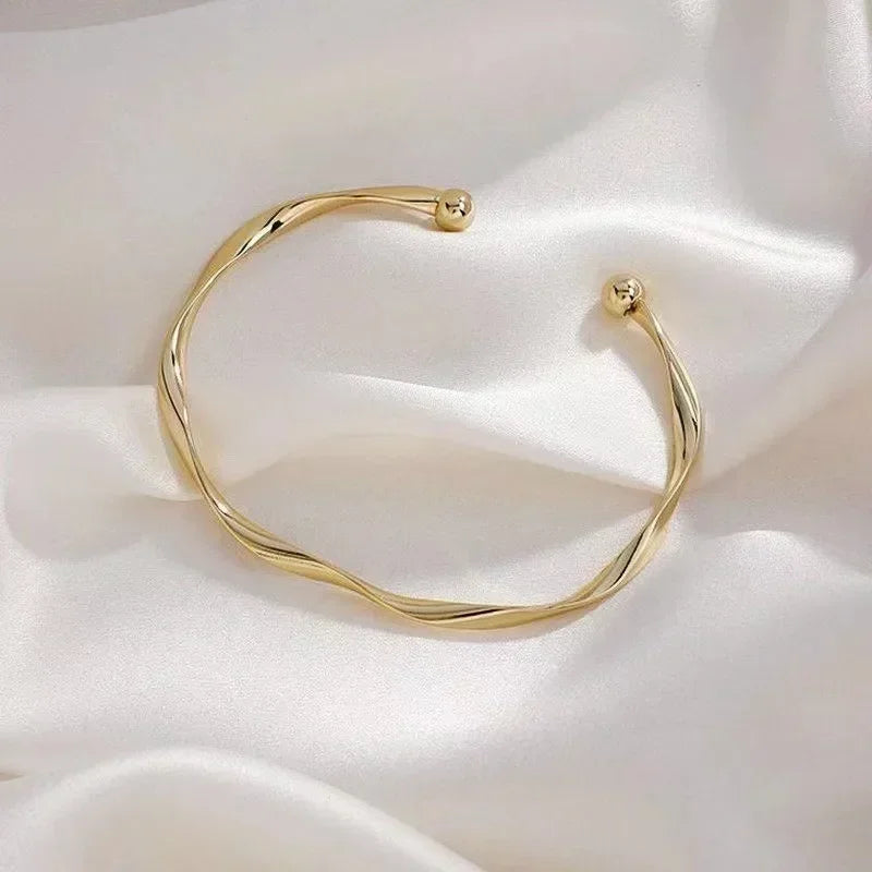 2/4pc New Fashion Trend Unique Design Elegant Exquisite Twist Simple Bracelet Women Jewelry Wedding Party Premium Gift Wholesale