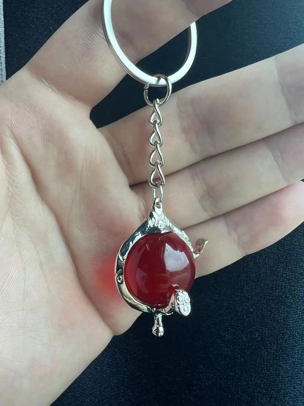 W.I.T.C.H. Color Crystal Heart of Kandrakar Keychain Exquisite Pattern Carved Crystal Ball Pendant Chain Magic Elf Same Jewelry