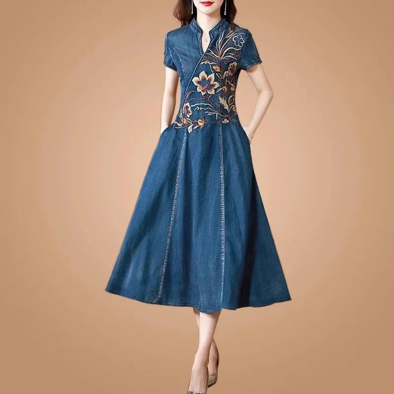Summer New High End Embroidered Cowboy Dress Women's V-Neck Short Sleeved Temperament Jeans Long Dresses Female Denim Vestidos