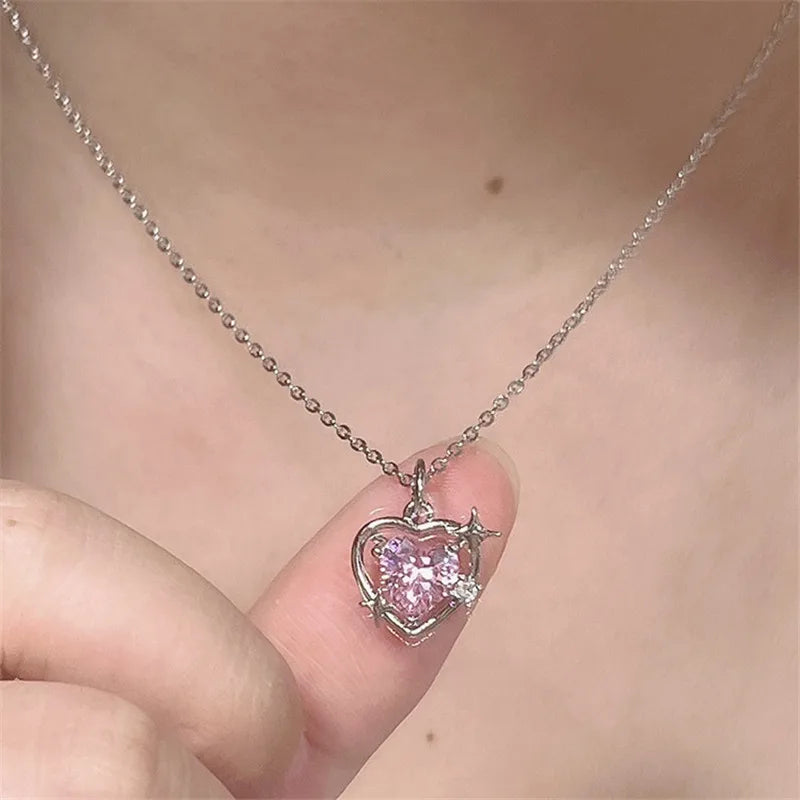 2023 New Fashion Trend Unique Design Elegant Delicate Pink Love Zircon Clavicle Necklace Women Jewelry Party Gift Wholesale