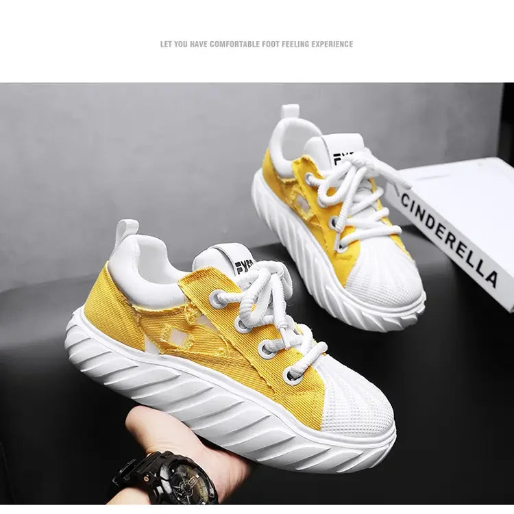 2023 Fashion Breathable Mens Thick Bottom Skate Shoes Outdoor Student Sneakers Sport Running Heighten Trend Comfortable Designer