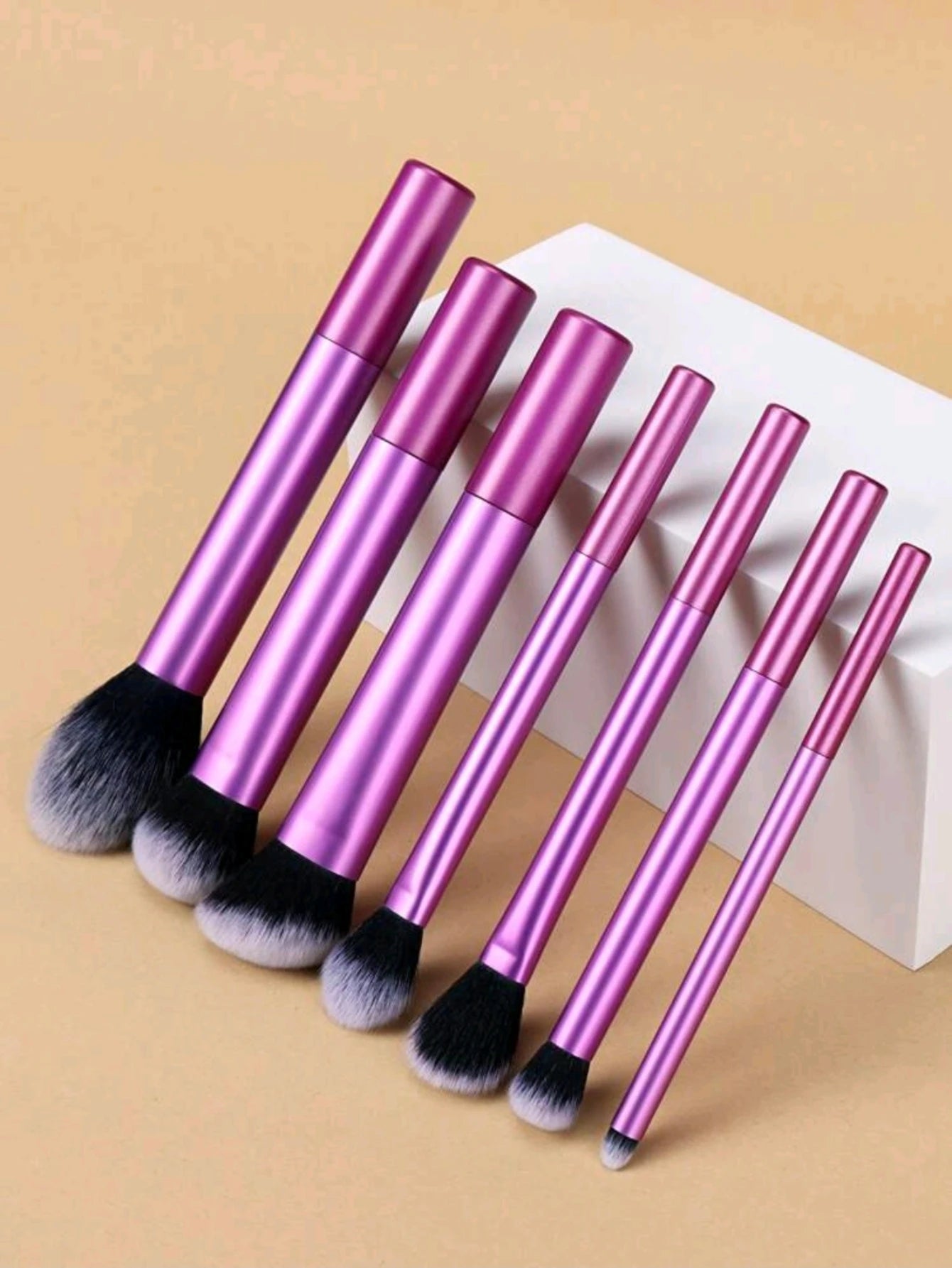 7 Professional Makeup Brush Set, Blush Brush, Loose Powder Brush, Concealer Brush, Eye Shadow Brush, Full Set of Travel Gift Set