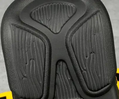 2023 NEW Men's Slippers Massage Slip-on Platform Slippers for Men Fashion Outdoor Beach Anti-slip Flip-Flops Man's Sandals 38-45