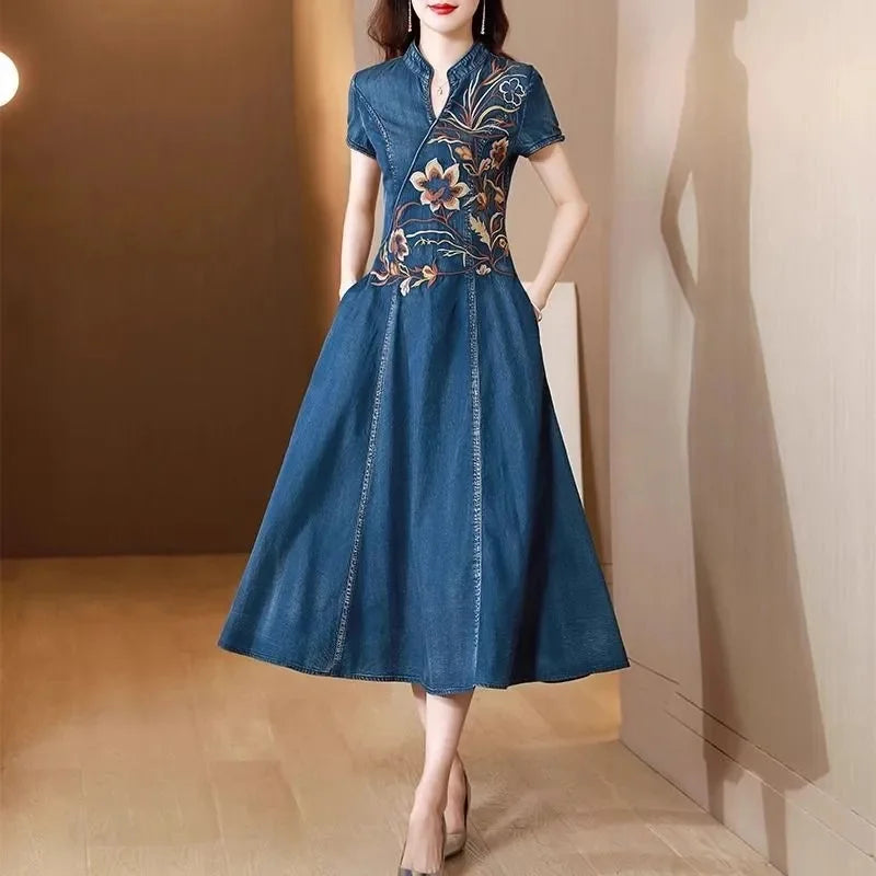 Summer New High End Embroidered Cowboy Dress Women's V-Neck Short Sleeved Temperament Jeans Long Dresses Female Denim Vestidos