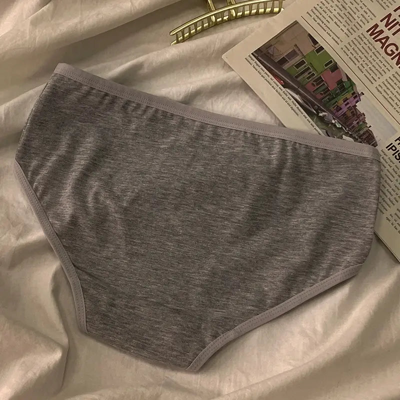 3 Pcs Women's Underwear Solid Color Minimalist Underwear Pure Cotton Skin Friendly Comfortable Breathable Triangular Underwear