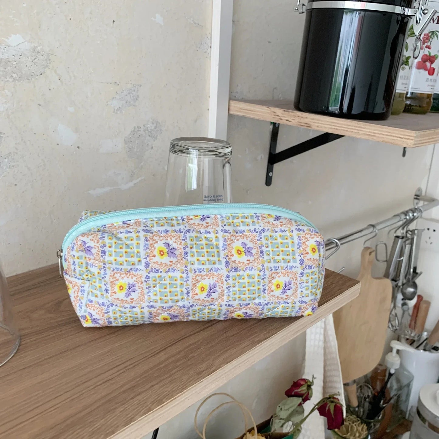 Women Flower Cosmetic Bags Girl Pencil Case Embroidery Student Korean Kawaii Cases for Girls Make Up Brush Storage Pouch
