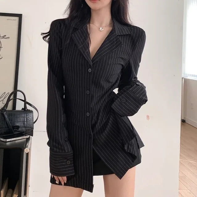 Striped Long-sleeved Shirt Spring Autumn 2025 New Temperament Versatile Slim Waist Slim Mid-length Top Freshlook Styles