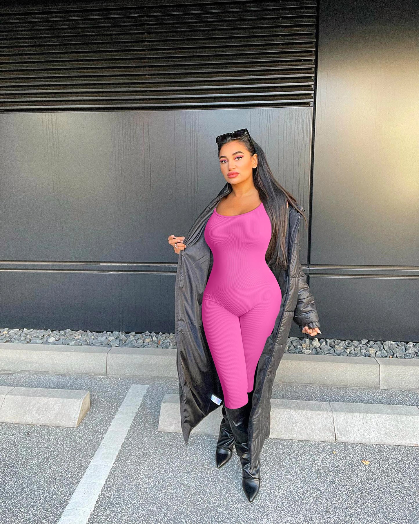 2024 New Fashion Solid Color Slim-fit Sexy Hip Lifting Bodysuit Sports Yoga Seamless Women's Jumpsuit Set