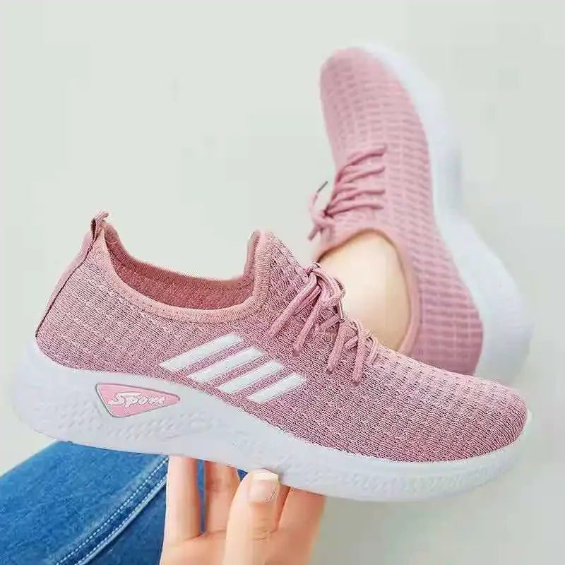 Trendy Shoes New Fly-Knit Sneakers Spring and Summer Soft Bottom Casual Mom Shoes Mesh Low-Top Running Student Shoes
