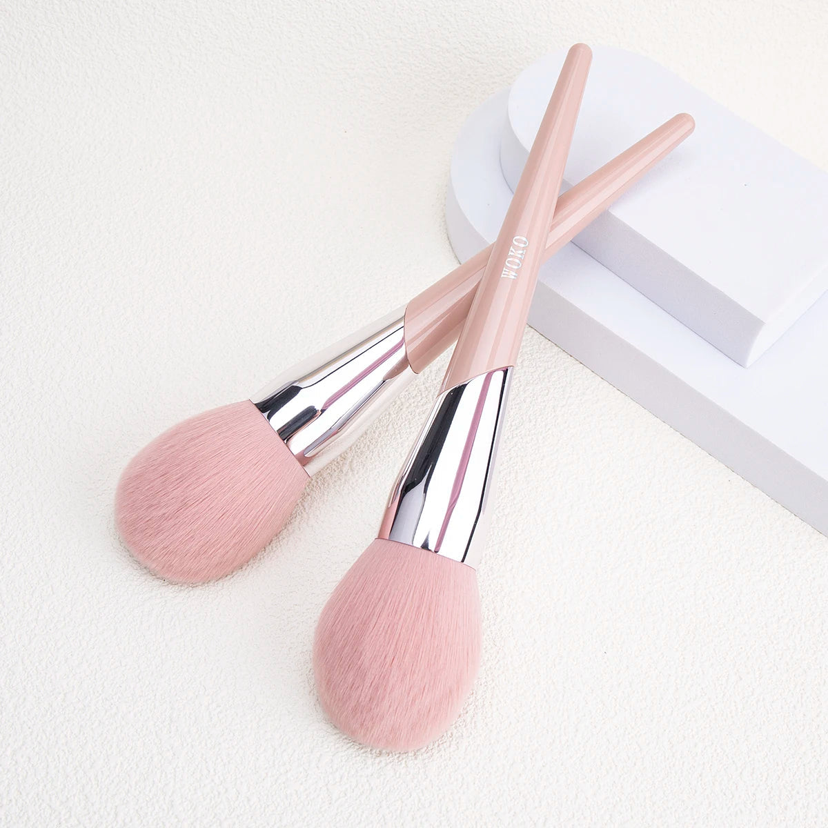 100# Large Powder Make Up Brush Big Powder Bronzer Brush Fluffy Pink Synthetic Hair Face Contour Bronzer Powder Makeup Tool Viralgem Store