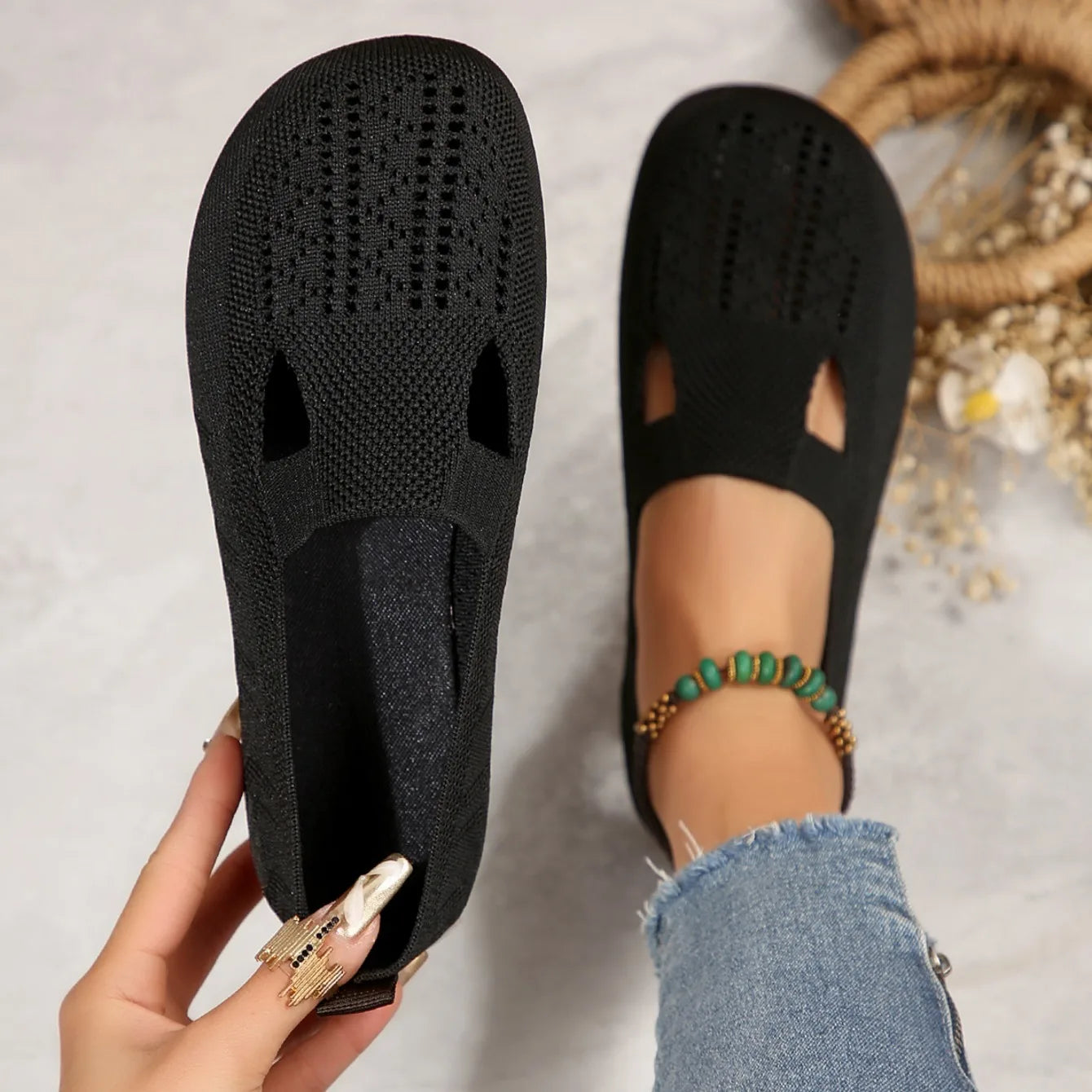 Women Flat Shoes Summer New Casual Breathable Mesh Loafers Square Toe Hollow Sneakers Barefoot Female Knitted Shoes for Women