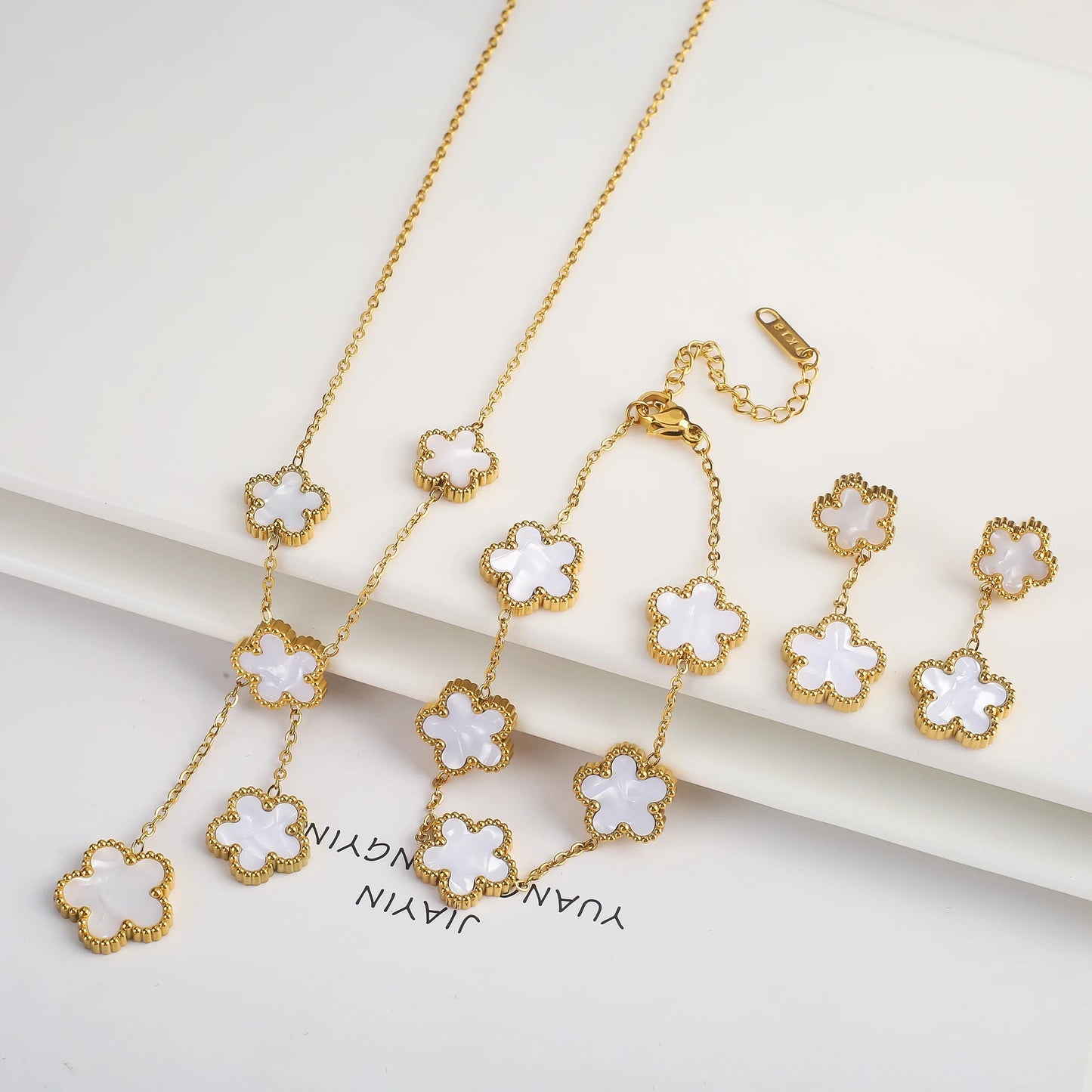 3Pcs 18k Gold-Plated Five-Leaf Flower Necklace Earrings Bracelet Jewelry Set For Woman Fashion Party Jewelry Daily Wear Clover Viralgem Store