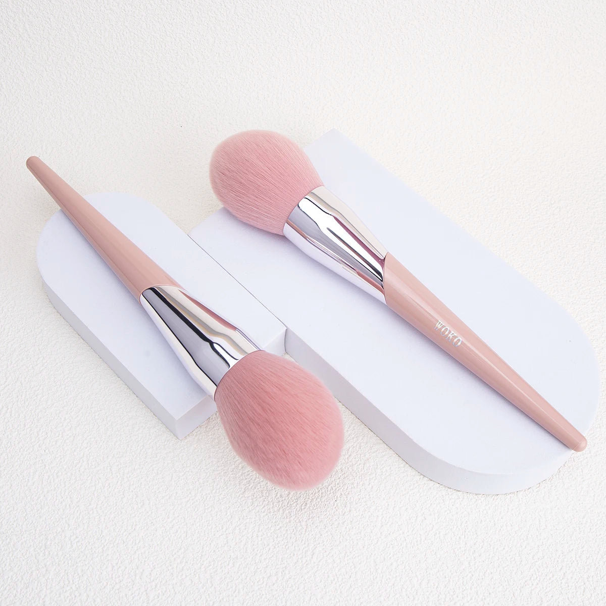 100# Large Powder Make Up Brush Big Powder Bronzer Brush Fluffy Pink Synthetic Hair Face Contour Bronzer Powder Makeup Tool Viralgem Store