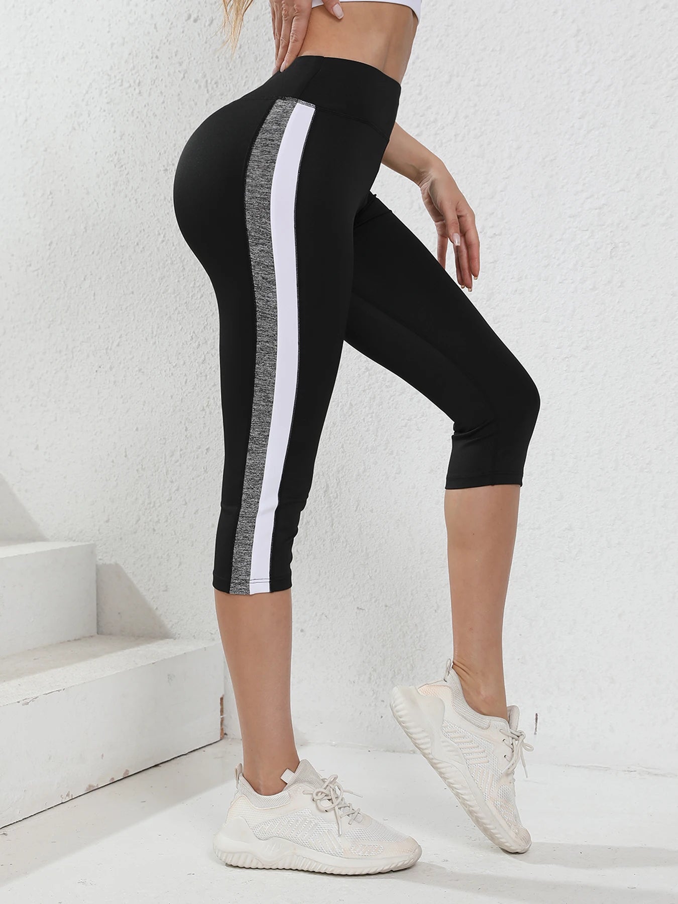 Women's Capri High Waist Leggings Tummy Control Fitness Yoga Pants