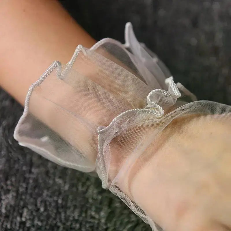 Women Short Tulle Gloves Sexy Lace Mittens Tulle Full Finger Gloves Lady Driving Glove Transparent Mittens Wedding Bridal Gloves