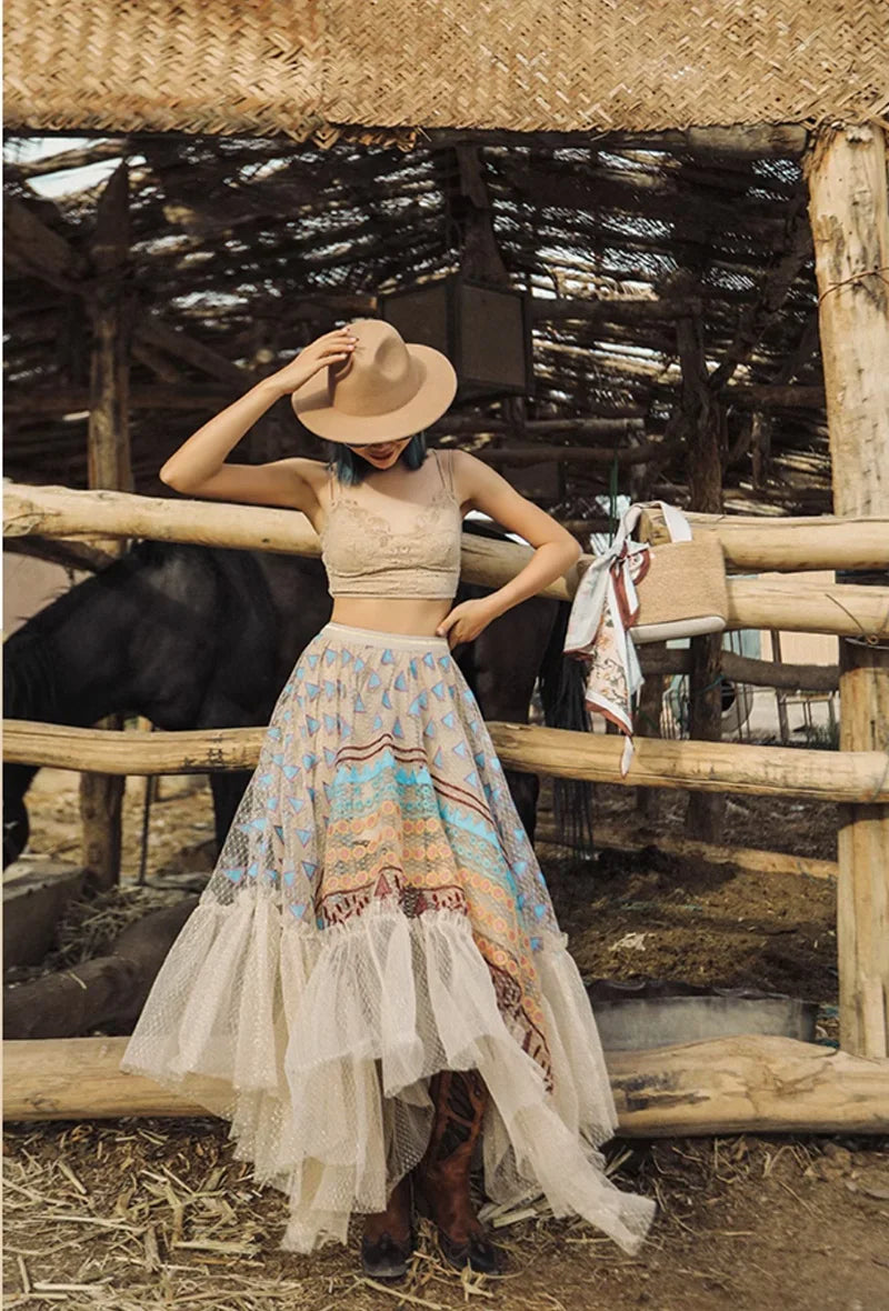 Women‘s Travel Holiday Wear Bohemian Colorful Embroidery Lace Ruffles Skirt Asymmetrical Hem Skirt Female Shiny Gold Mesh Skirts