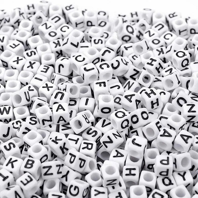 200pcs Mixed Letter Acrylic Beads Round Flat Alphabet Spacer Beads For Jewelry Making Handmade Diy Bracelet Necklace
