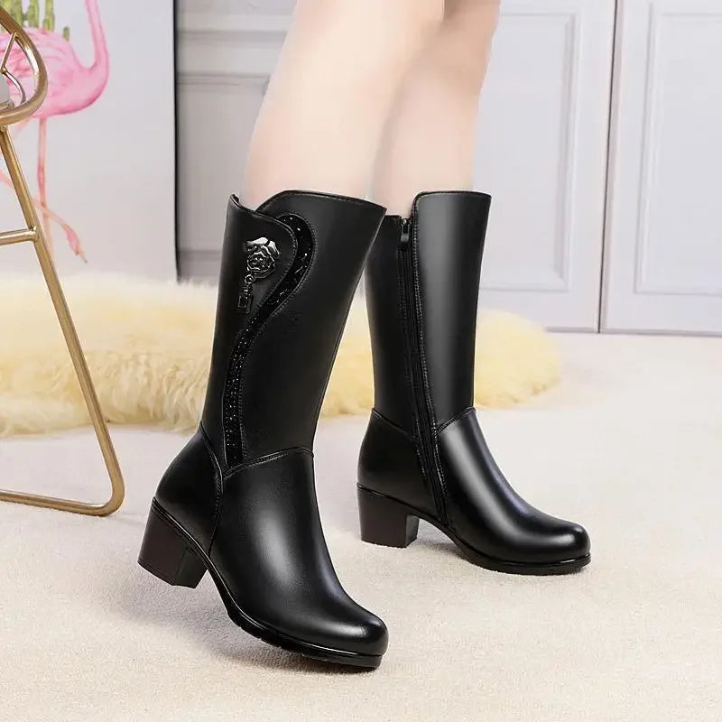 2023 Non-slip Thick Snow Boots Women Plus Velvet Cotton Black Long Boots Winter Mid-Calf Mid-tube Shoes for Women Size 41 42