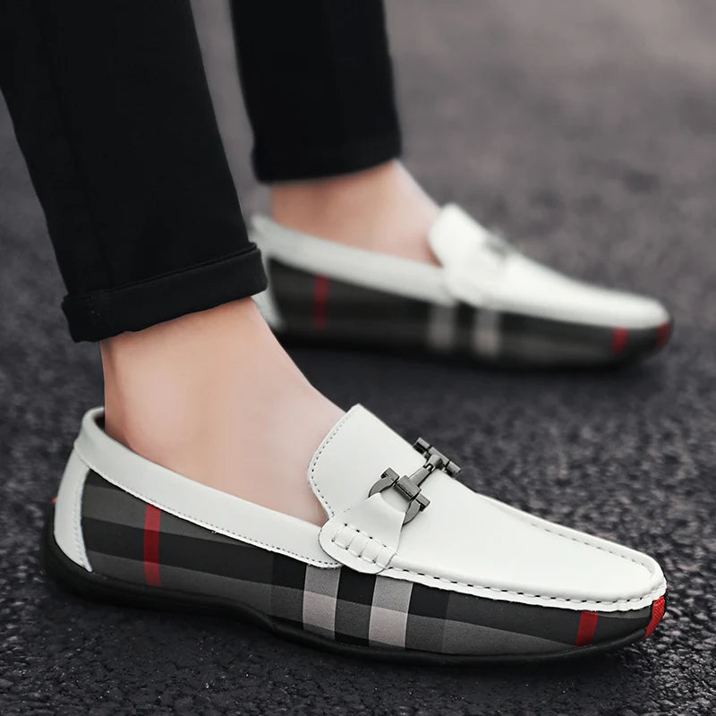 2024 new boat shoes fashion trend classic casual shoes men's loafers breathable daily casual fashionable leather shoes Viralgem Store
