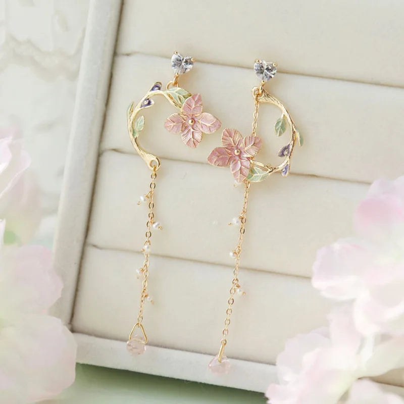 2022 New Korean Style Flower Asymmetrical Dangle Earrings for Women Shiny Rhinestone Long Tassel Cute Cat Earring Sweet Jewelry Viralgem Store